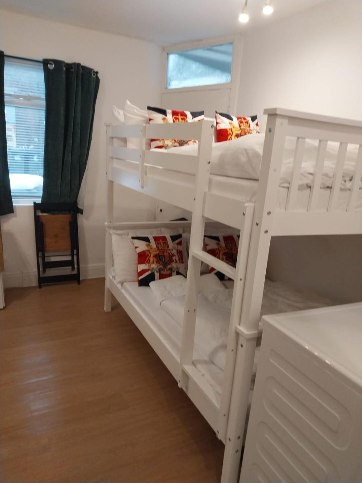 Stay In Edgware Road Guesthouse Лондон Экстерьер фото