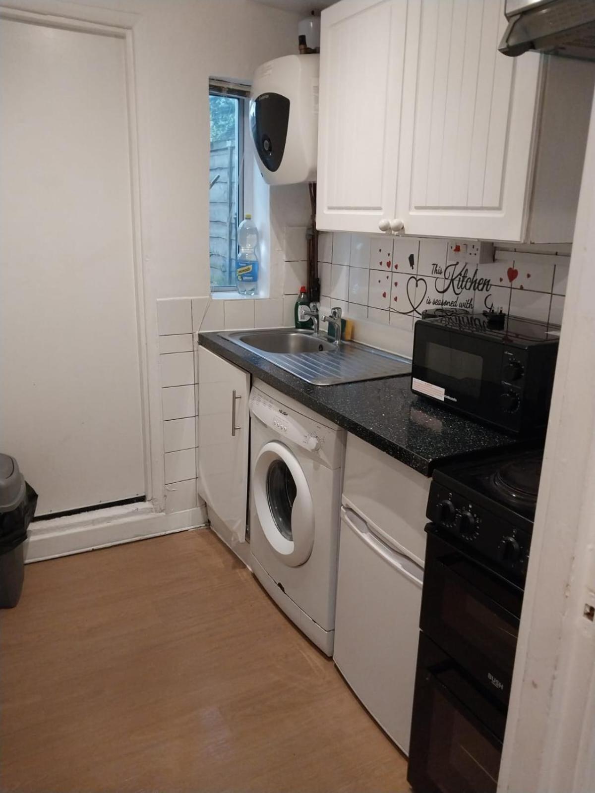 Stay In Edgware Road Guesthouse Лондон Экстерьер фото
